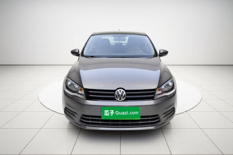 Used Volkswagen Jetta 2015 1.6L Manual Fashion Edition Exterior 1