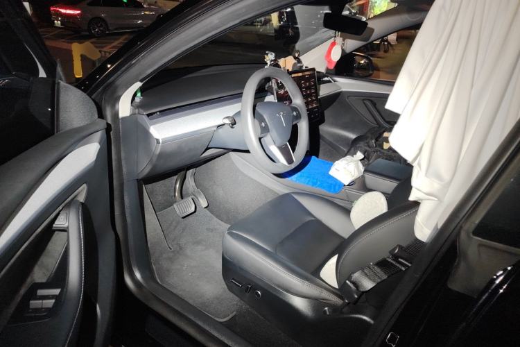 Used Tesla Model Y 2023 Rear-Wheel-Drive Version Driver Seat