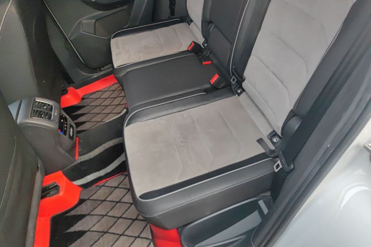 Used Volkswagen Tayron X 2020 330TSI Two-Wheel Drive Luxury Smart Connectivity Version
