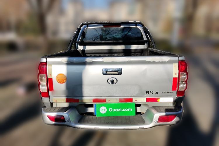 Used Great Wall Wingle 5 2017 2.0T European-Style Diesel Two-Wheel-Drive Elite Version with Large Double Cab – GW4D20B