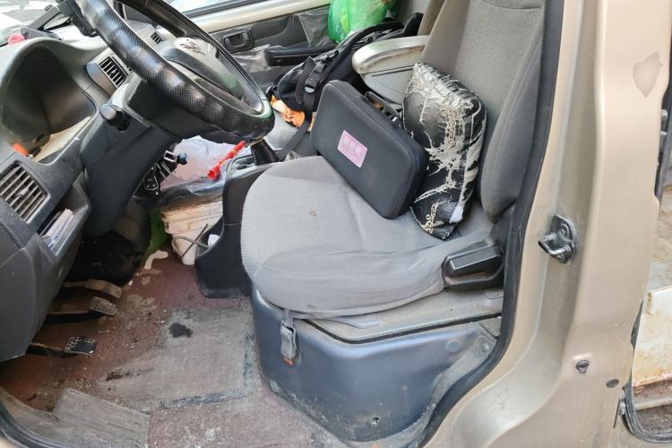 Used Wuling Rongguang 2011 1.2L Base Version