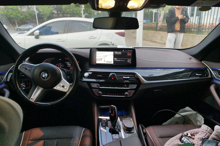 Used BMW 5 Series 2022 Restyled 525Li M Sport Package Center Console