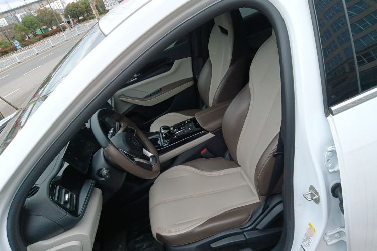 Used BYD Qin PLUS 2024 HONOR Edition DM-i 55KM Leading Model Left Front Seat