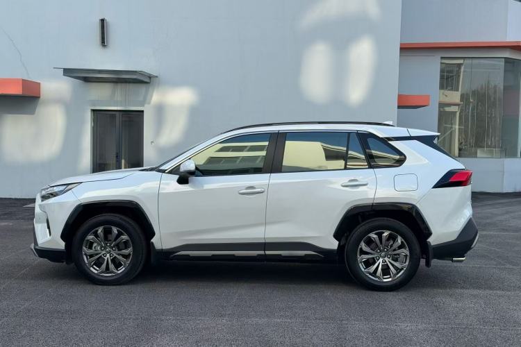 Used Toyota RAV4 2024 2.0L CVT Two-Wheel Drive Fashion Plus Edition