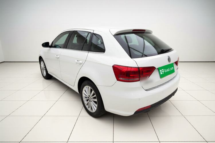 Used Volkswagen Gran Lavida 2013 1.6L Automatic Comfort Model Exterior 3