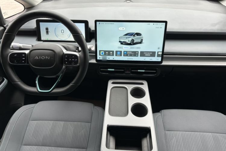 Used AION Y 2024 Younger