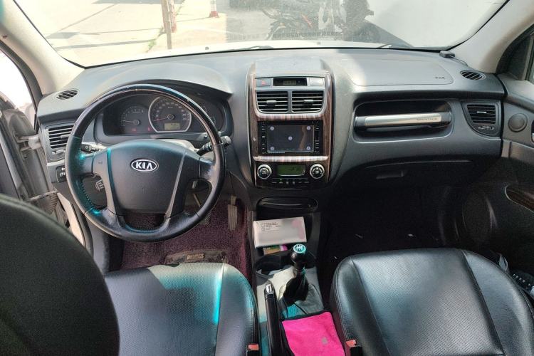 Used Kia Sportage 2011 2.0L Manual Two-Wheel-Drive GLS