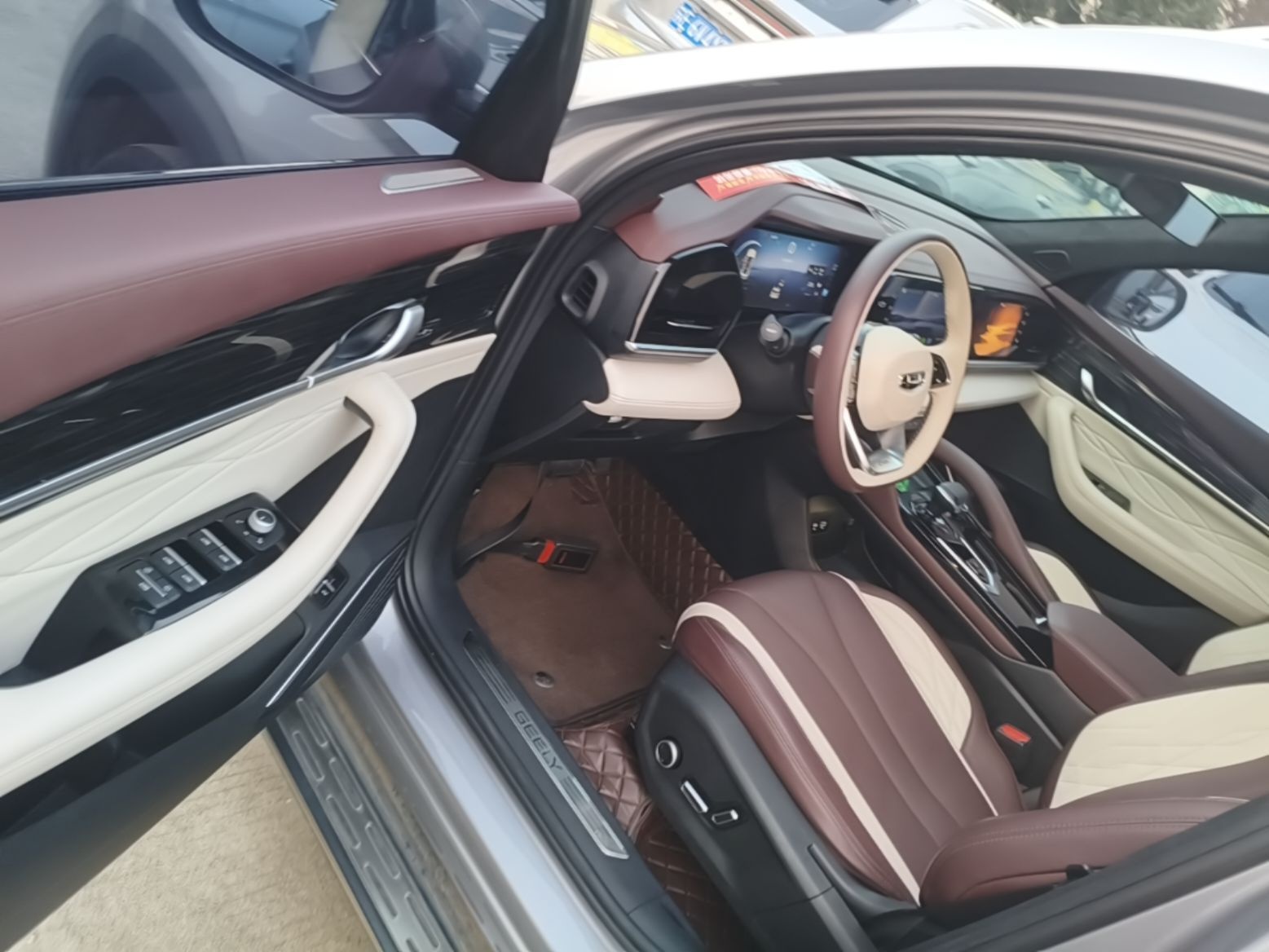 Geely Auto Monjaro L 2021 2.0TD DCT EVO Two-Wheel Drive Prestige Version — снимка 18