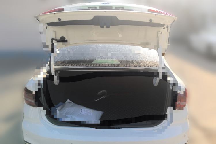 Used Volkswagen Lavida 2023 Revised Version 1.5L Automatic Starry Sky Edition – 5 Million Units
