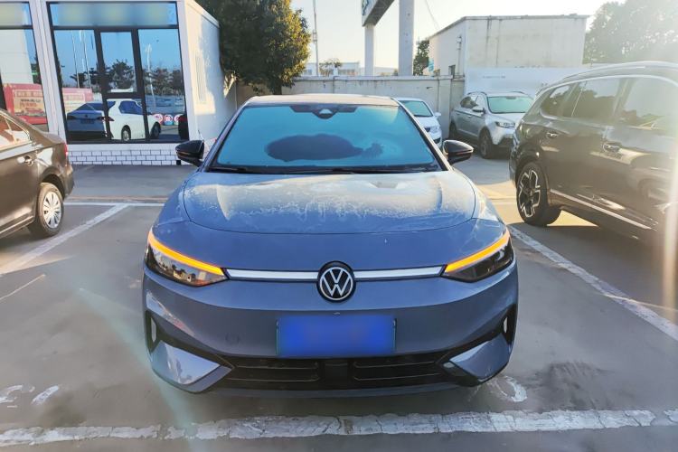 Used Volkswagen ID.7 VIZZION 2024 AIR model
