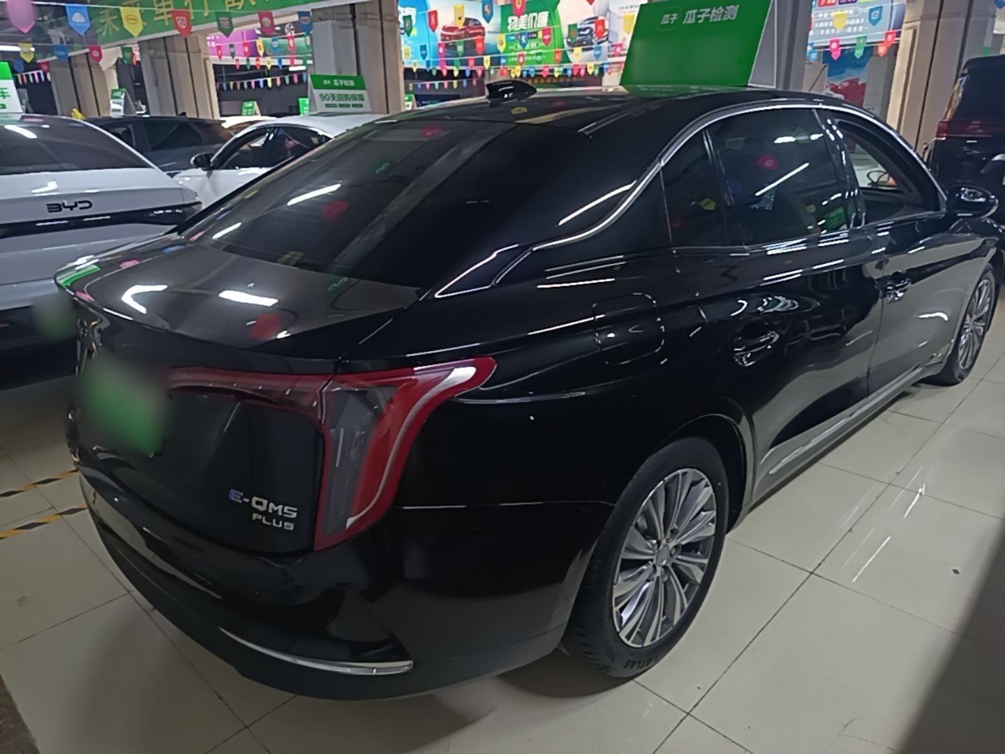 Hongqi E-QM5 2023 620km PLUS — снимка 6