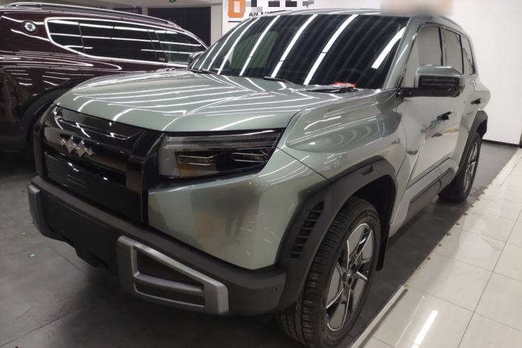 Used Formula Leopard Titanium 3 2025 501 km All-Wheel Drive Intelligent Driving Max Edition