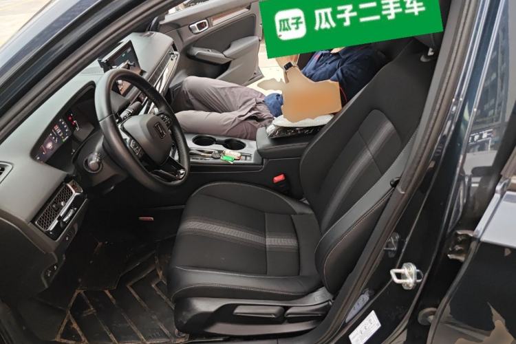 Used Honda Civic 2022 240TURBO CVT Dynamic Edition Left Front Seat