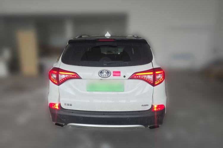 Used BYD Song New Energy 2017 Song DM 1.5TID All-Wheel Drive Luxury Model Rear