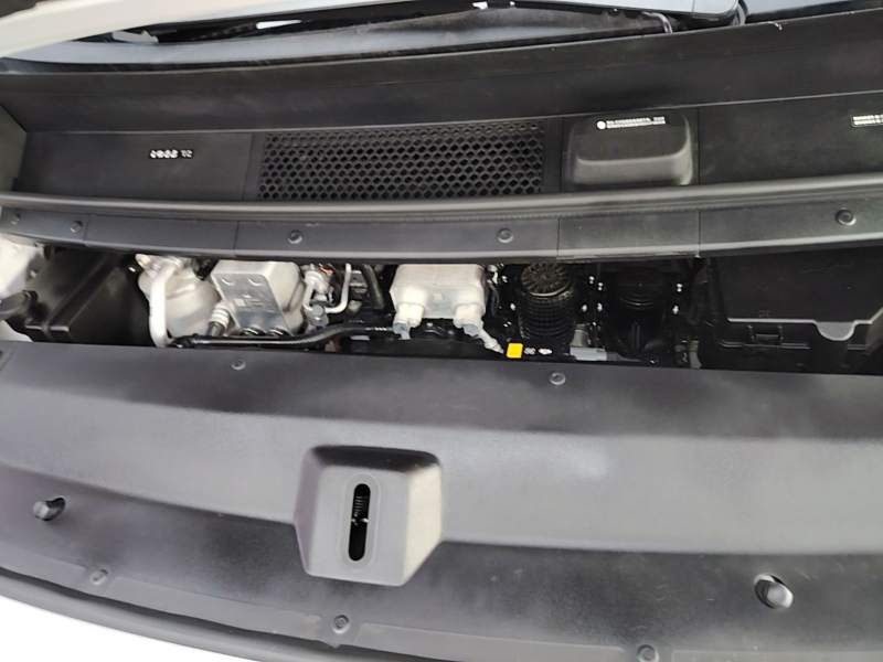 Used Li Auto MEGA 2024 Ultra Model — 19