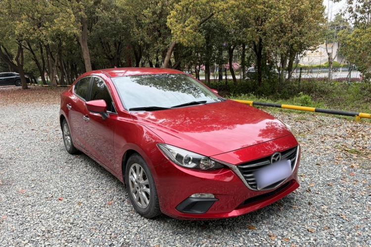 Used Mazda 3 Axela 2014 Sedan 1.5L Automatic Comfort Model