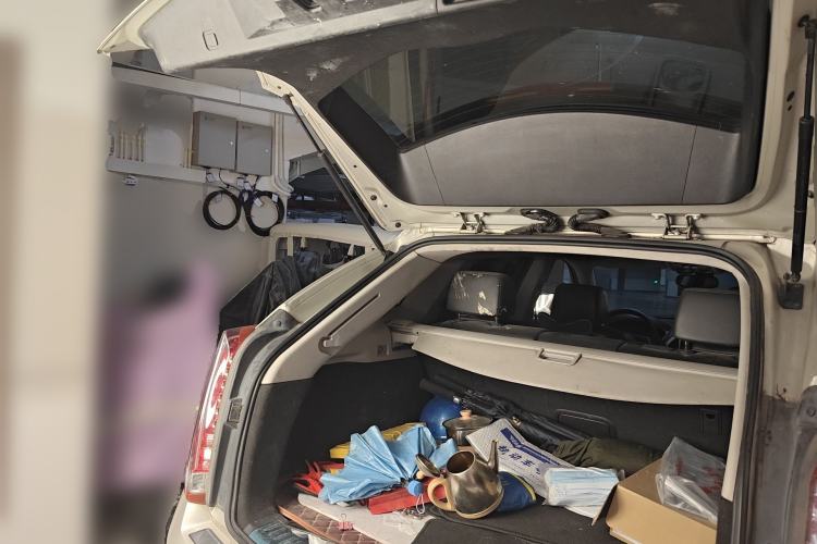 Used Cadillac SRX 2013 3.0L Comfort Model Trunk