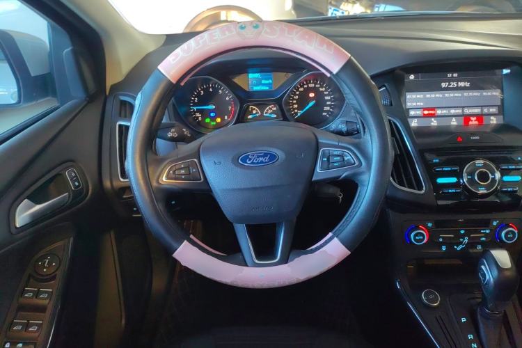 Used Ford Focus 2017 Sedan 1.6L Automatic Fashion Edition Smart Drive Version