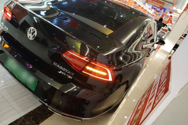 Used Volkswagen Magotan 2019 330TSI DSG Leading Edition China V Standard