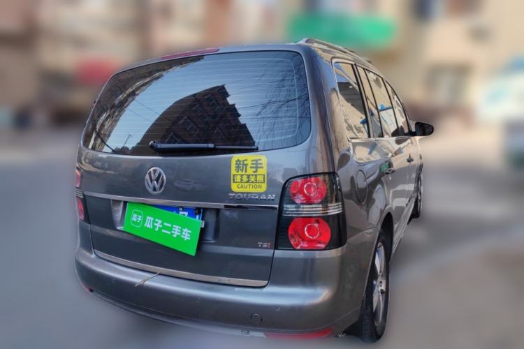 Used Volkswagen Touran 2011 1.4T DSG Zhiya Edition 5 Seats Rear Right 45 Deg