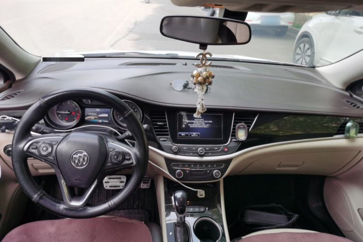 Used Buick Verano 2015 Sedan 15S Automatic Leading Model Center Console