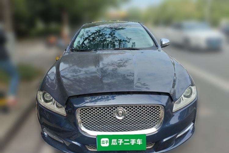 Used Jaguar XJ 2013 XJL 3.0 SC Cambridge Limited Edition Front