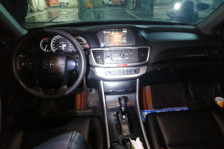 Used Honda Accord 2015 2.0L LX Comfort Edition
