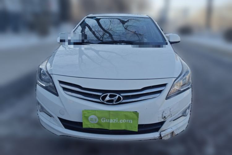 Used Hyundai Verna (older generation) 2014 1.4L Manual Smart GLS Trim
