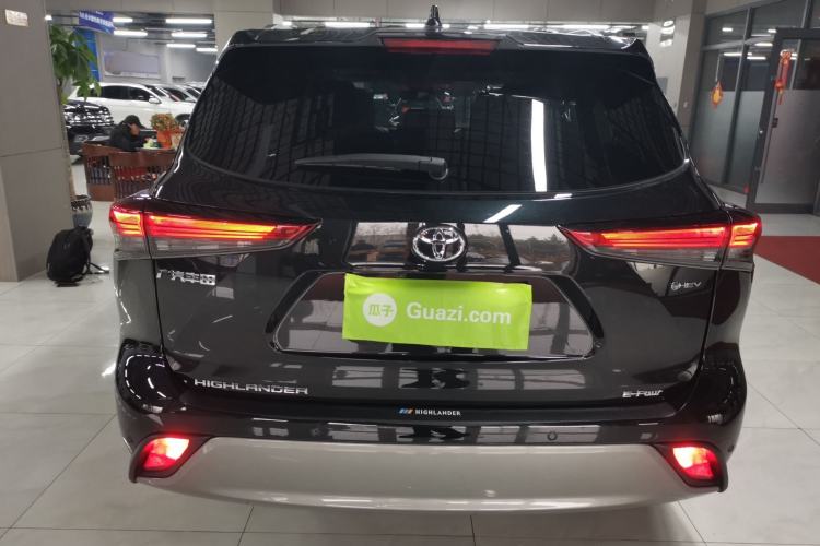 Used Toyota Highlander 2024 2.5L Smart Electric Hybrid Dual-Engine Four-Wheel Drive Prestige Version – 7 Seats