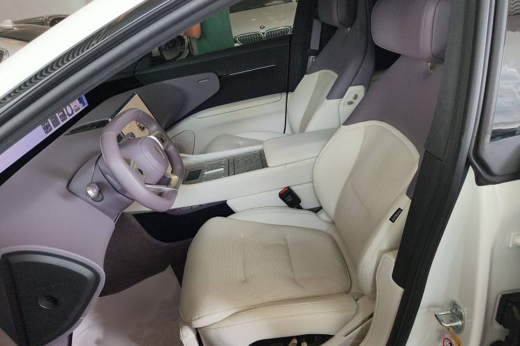 Used Avatr 12 2024 700 Three-Laser Rear-Wheel Drive Luxury Edition
