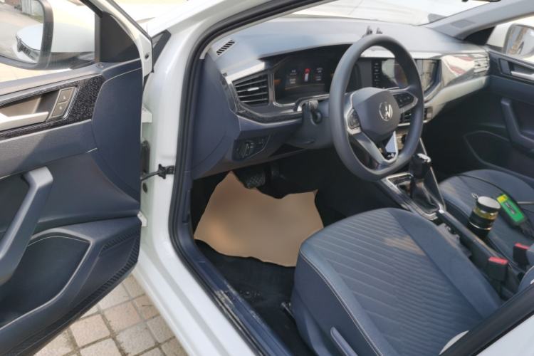 Used Volkswagen Lavida 2023 New Sharp 1.5L Automatic Excellent New Edition
