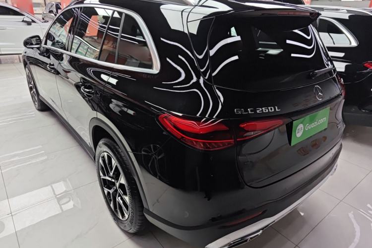 Used Mercedes-Benz GLC 2026 GLC 260 L 4MATIC Classic Edition Exterior 2