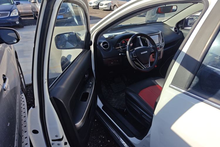 Used Haval H1 2017 Red-Label 1.5L AMT Luxury Model
