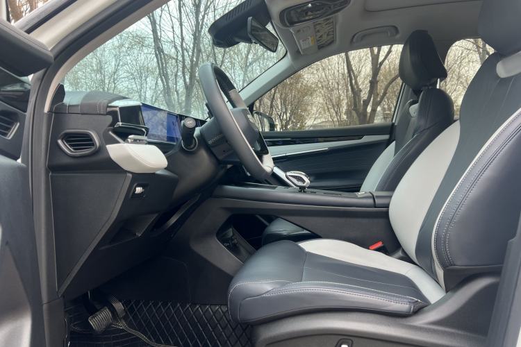 Used Geely Auto FX11 2024 1.5TD DCT Prestige Edition