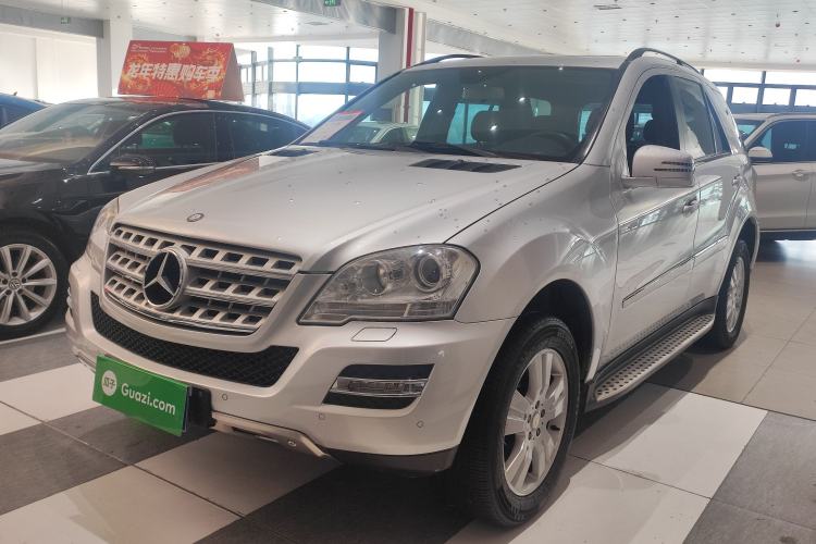 Used Mercedes-Benz M-Class 2010 ML 300 4MATIC