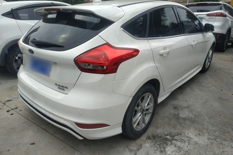 Used Ford Focus 2018 Hatchback Classic EcoBoost 180 Automatic Elite Model
