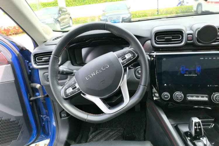 Used Lynk & Co 02 2018 1.5T DCT Two-Wheel Drive Pro Version China V Emission Standard