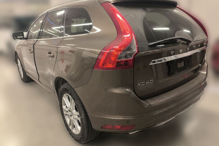 Used Volvo XC60 2015 T5 Smart Upgrade Model Rear Left 45 Deg