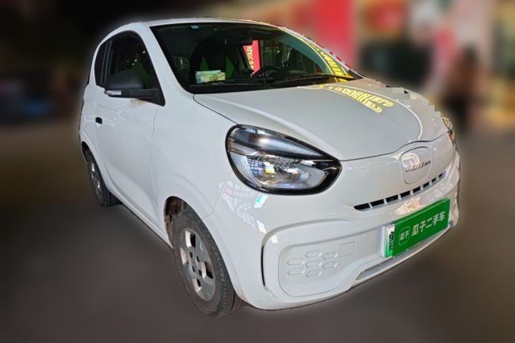 Used Roewe Clever 2021 302 km New Four-Seater Super-Efficient Version
