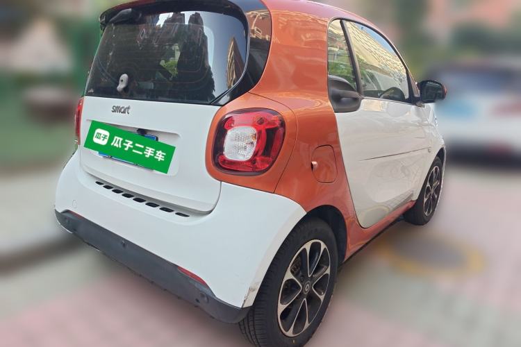 Used smart fortwo 2015 1.0L 52 kW Hardtop Passion Edition Rear Right 45 Deg