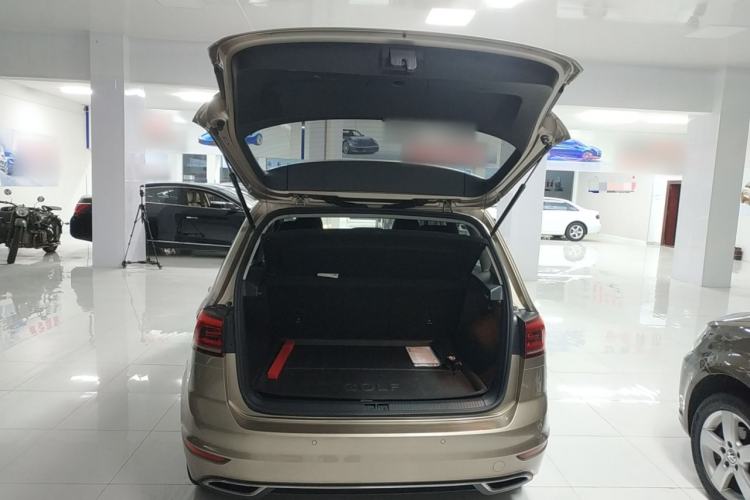 Used Volkswagen Golf Sportsvan 2019 280TSI Automatic Sentinel Model China VI Standard Trunk