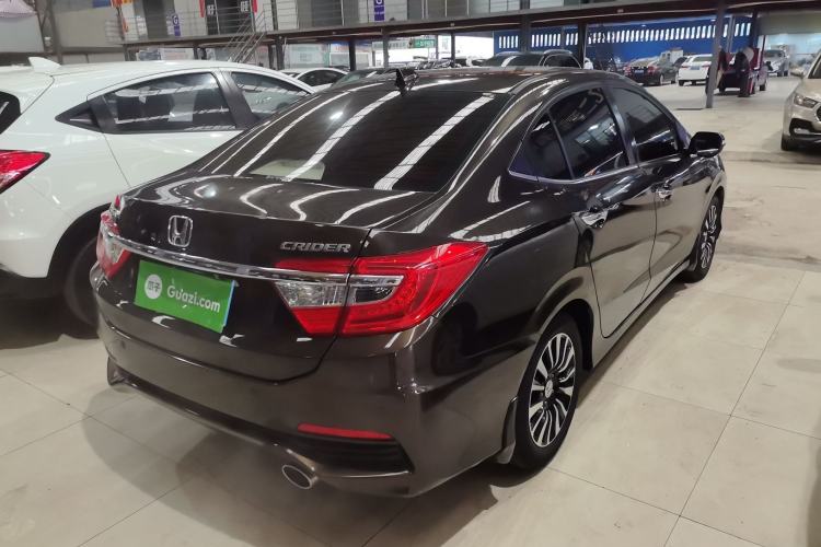 Used Honda Crider 2015 1.8L automatic luxury edition
