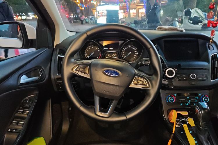 Used Ford Focus 2015 Sedan EcoBoost 180 Automatic Elite Model