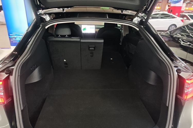 Used Tesla Model Y 2021 Long-Range All-Wheel-Drive Version 3D7