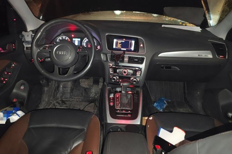 Used Audi Q5 2018 Collector's Edition 40 TFSI Technology Model