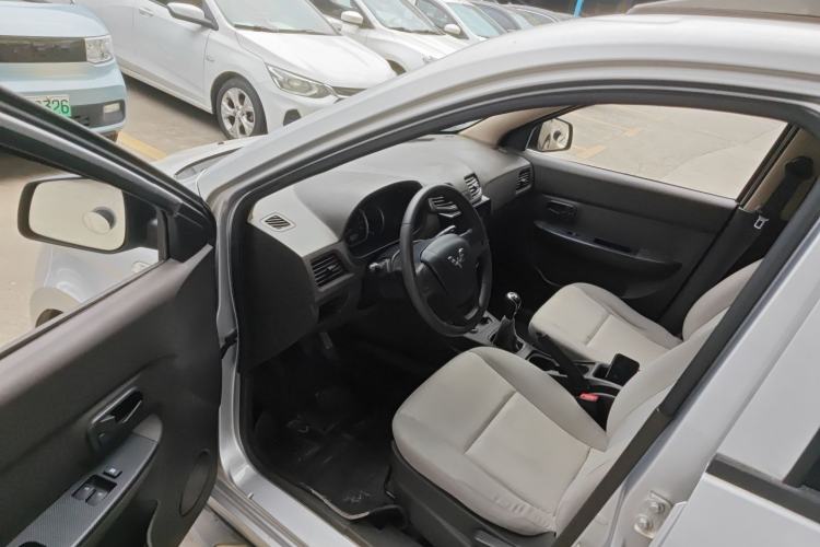 Used Wuling Hongguang 2015 1.5L S Basic Version China V Standard