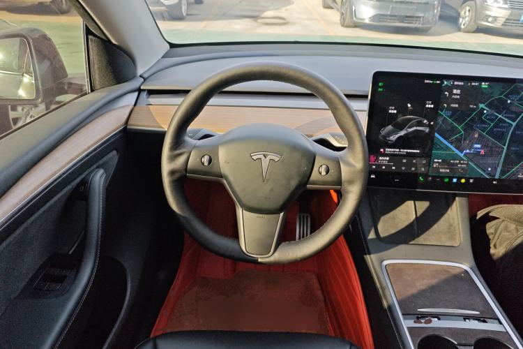 Used Tesla Model Y 2021 Long-Range All-Wheel-Drive Version 3D7