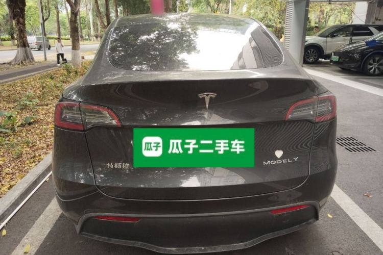 Used Tesla Model Y 2024 Rear-Wheel-Drive Version
