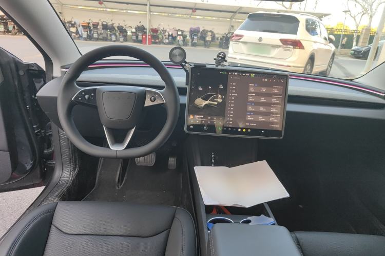 Used Tesla Model 3 2025 Rear-Wheel-Drive Version
