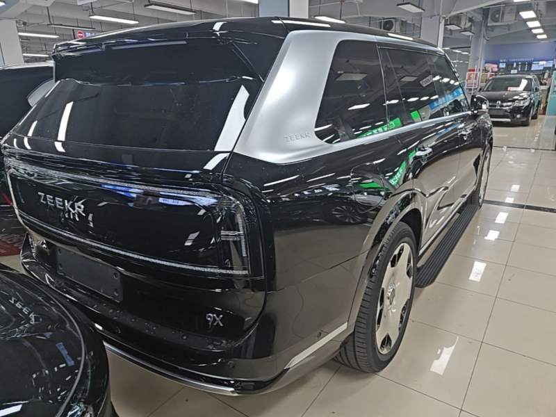 Used Zeekr 9X 2025 Hyper Edition 70kWh — 6